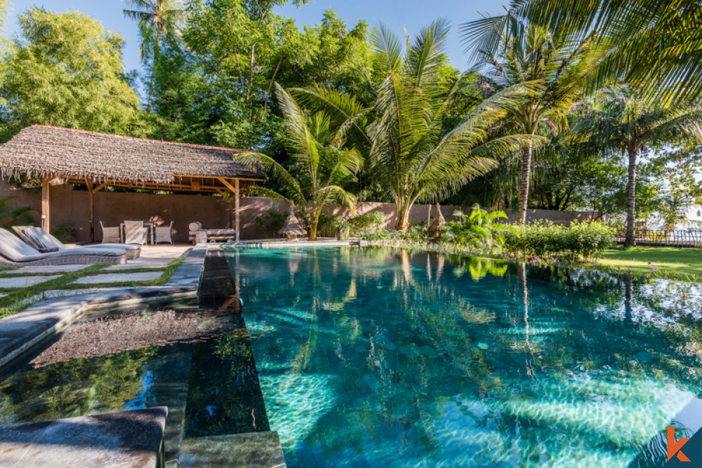 Absolute Beachfront Amazing Villa for Sale close to Gili Islands