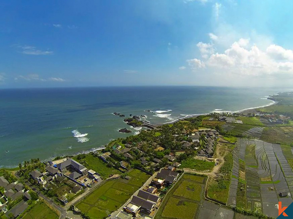 Luxurious Five Bedrooms Freehold Villa for Sale in Canggu