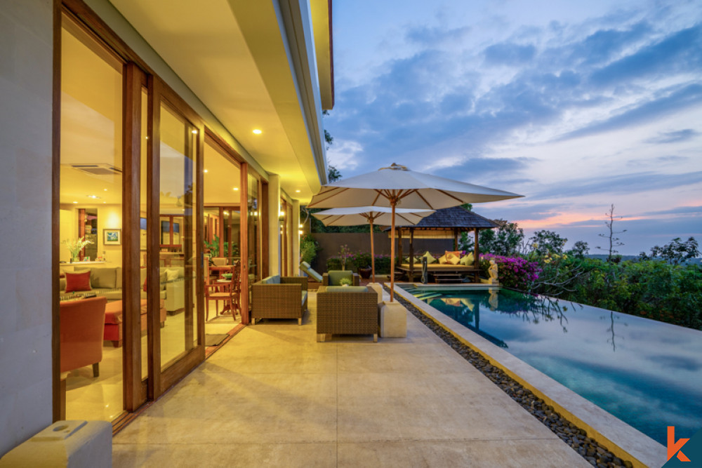 Elegant and Beautifully Villa with Amazing View for Sale in Pecatu