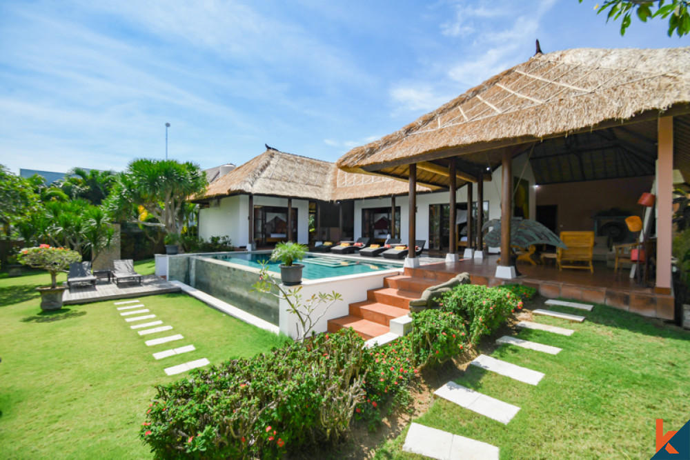 Amazing Villa with Spacious land for Sale in Ungasan