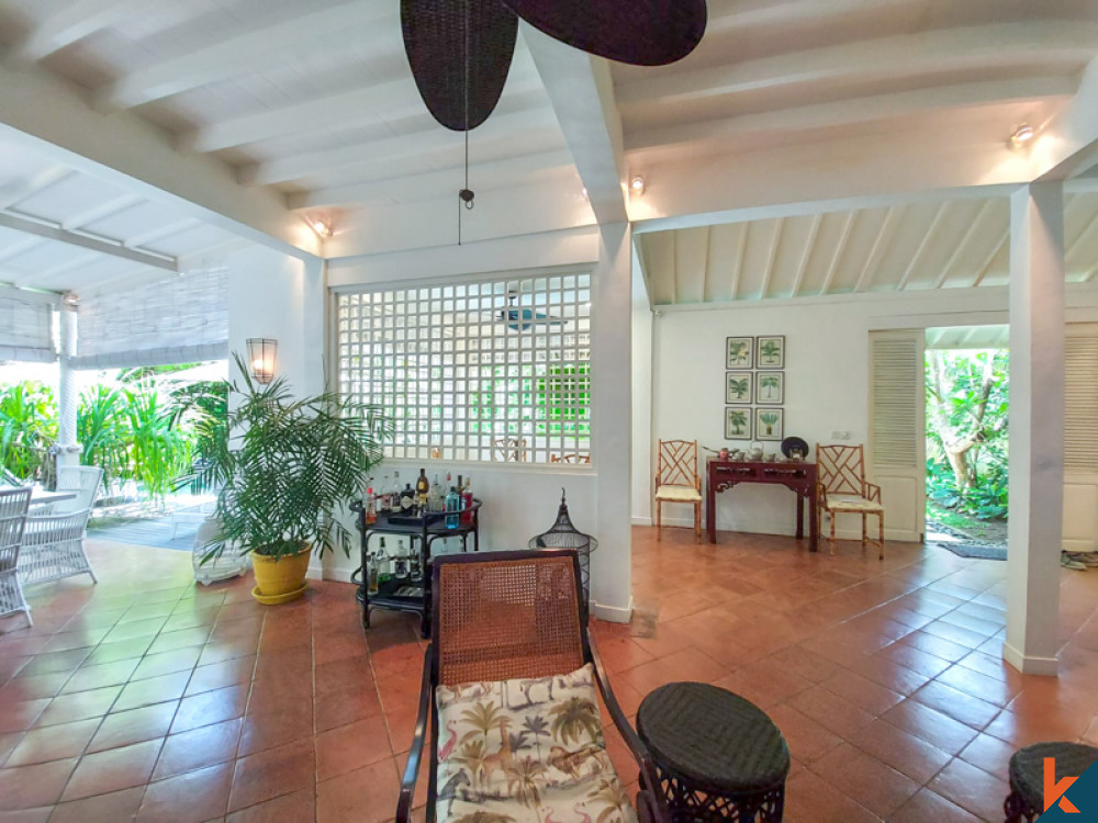 Chic Three Bedrooms Colonial Villa for Lease in Seminyak