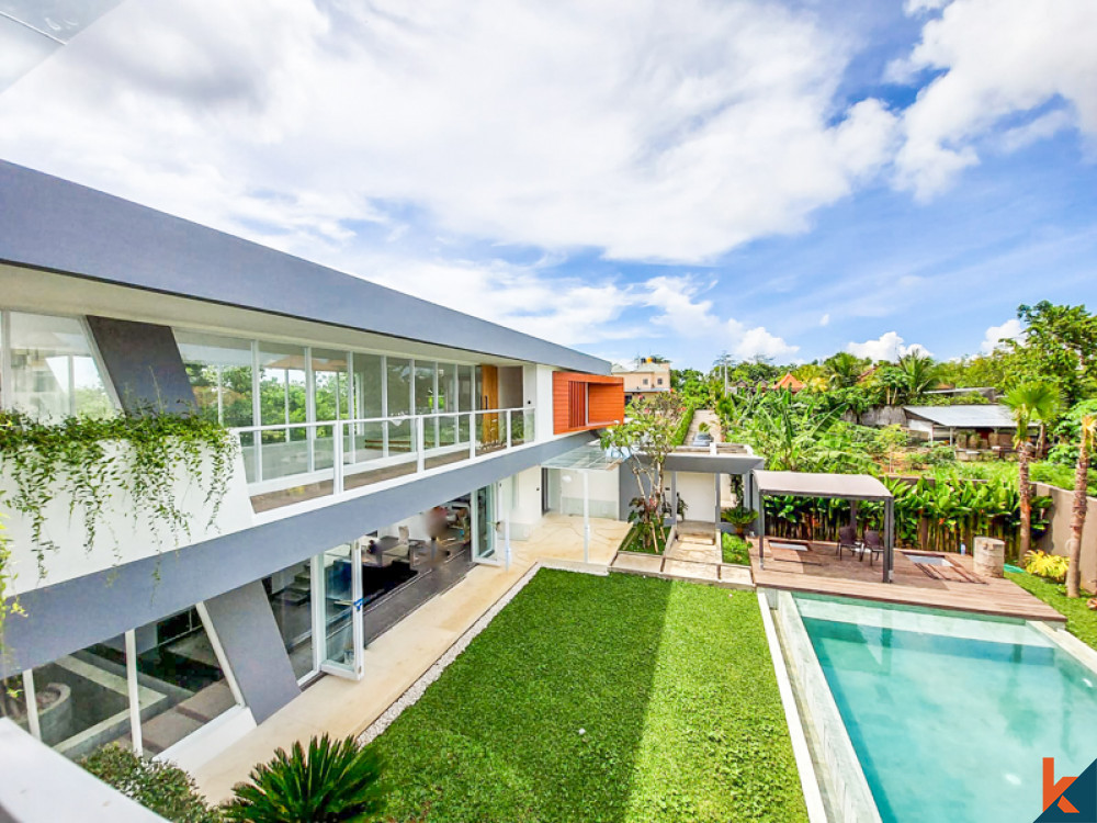 Brand New Four Bedrooms Freehold Villa for Sale in Uluwatu