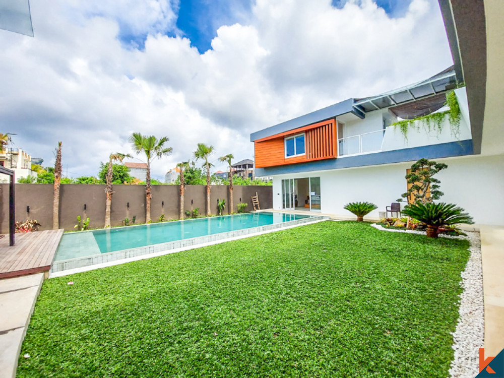 Brand New Four Bedrooms Freehold Villa for Sale in Uluwatu