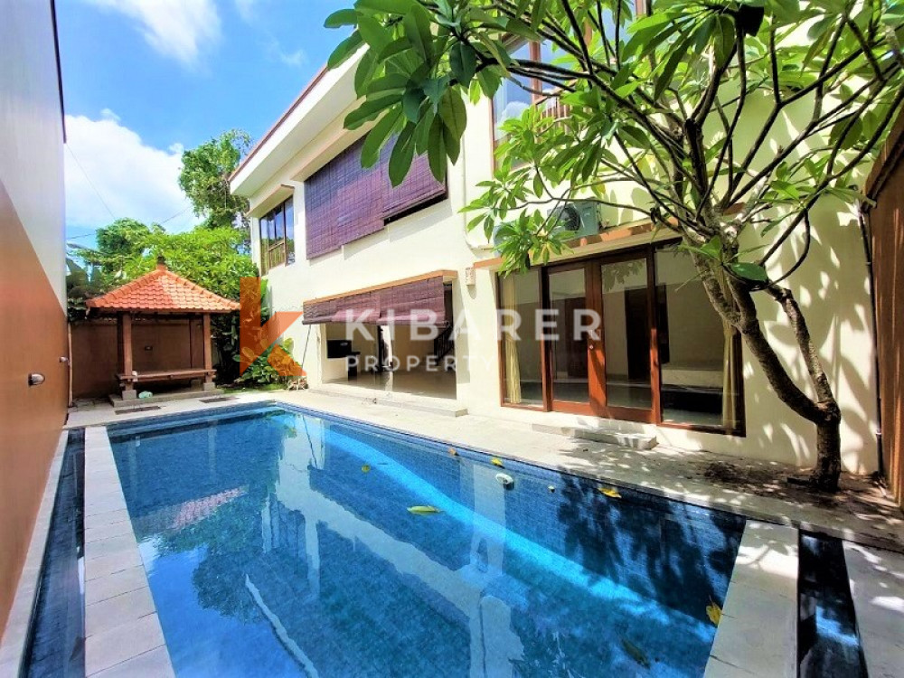 Luxurious Five Bedrooms Freehold Villa for Sale in Canggu