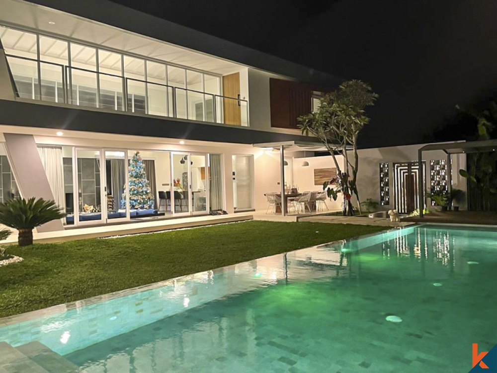 Brand New Four Bedrooms Freehold Villa for Sale in Uluwatu