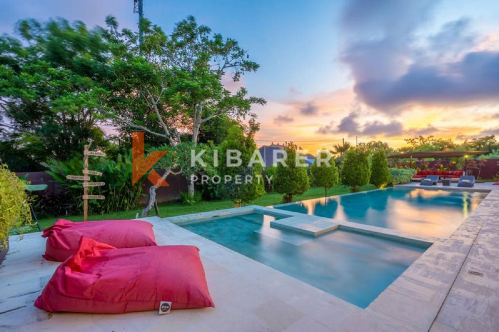 Amazing Four Bedroom Enclosed Living Villa in Ungasan (Available 5th January)