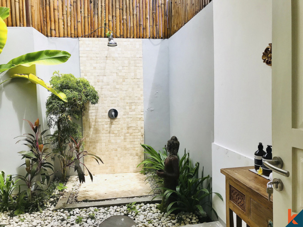 Villa Confortable de Trois Chambres à Louer au Coeur de Seminyak