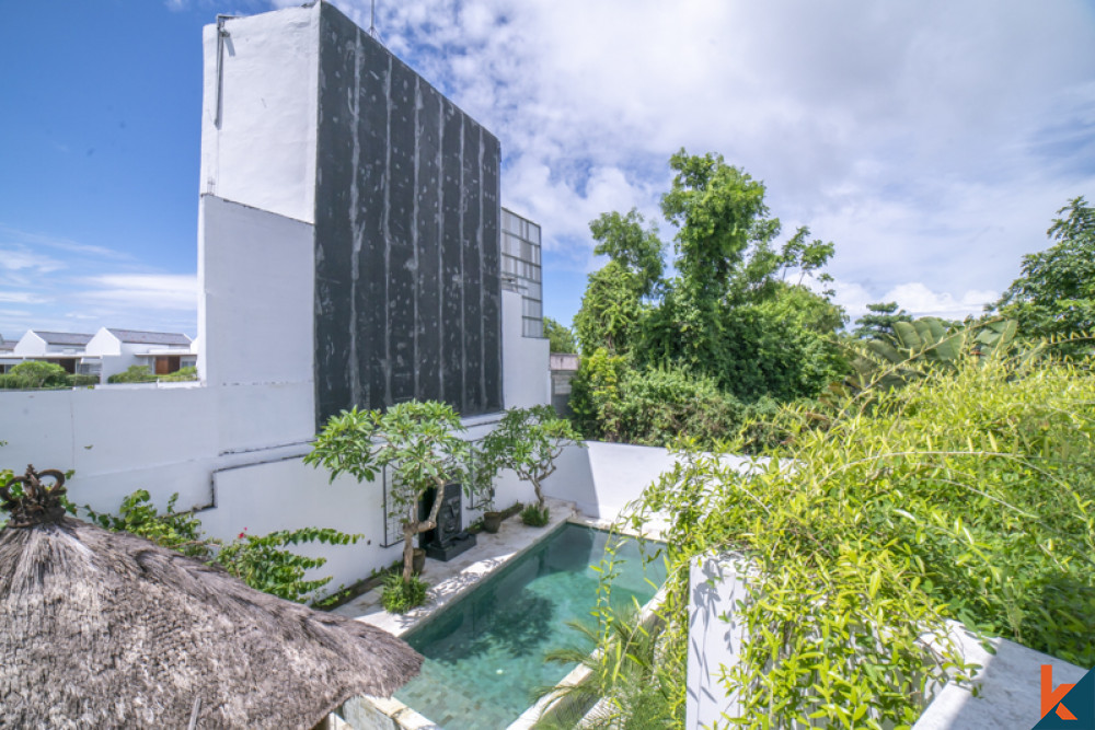 Villa modern dan potensial di Bukit