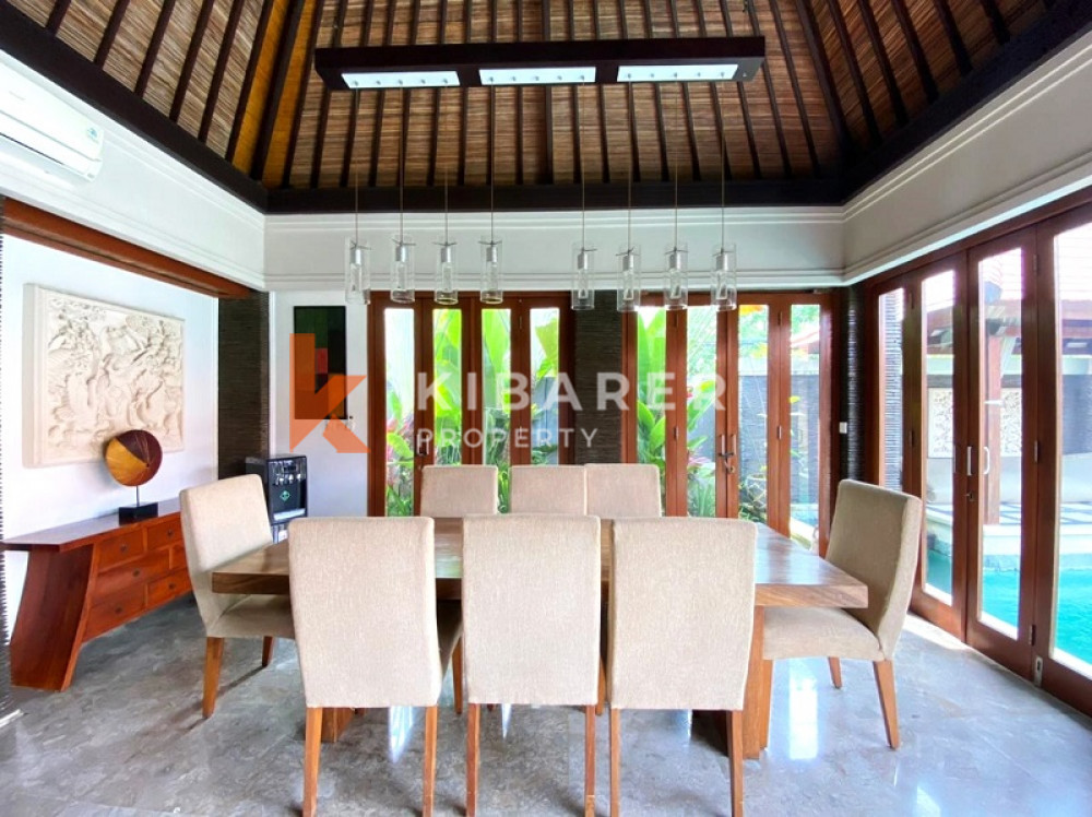 Beautiful Three Bedroom Enclosed Living Villa in Canggu (This villa will be available in the middle of February 2024)