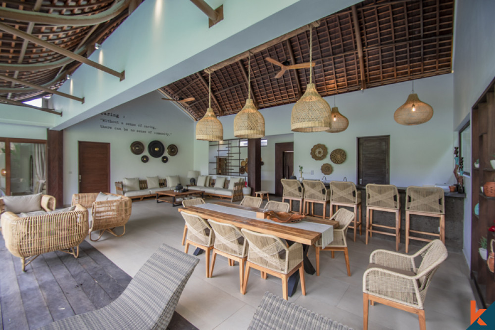 Luxury Three Bedrooms Villa With Rice Field View and Five Star Amenities