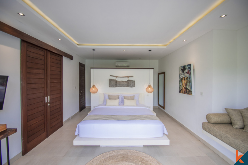 Luxury Three Bedrooms Villa With Rice Field View and Five Star Amenities