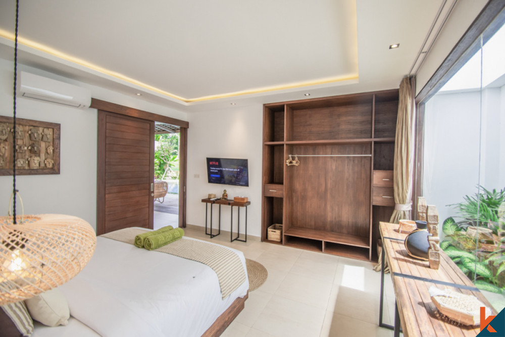 Luxury Three Bedrooms Villa With Rice Field View and Five Star Amenities