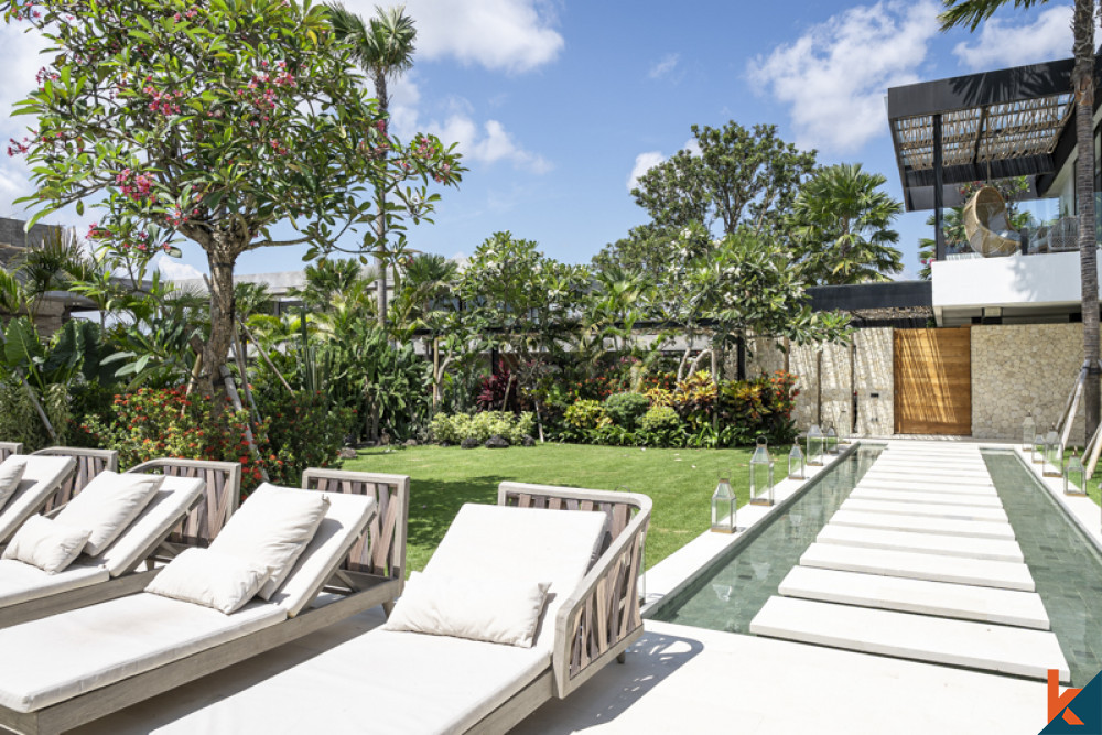 Luxurious Freehold Modern Designer Villa for Sale in Canggu