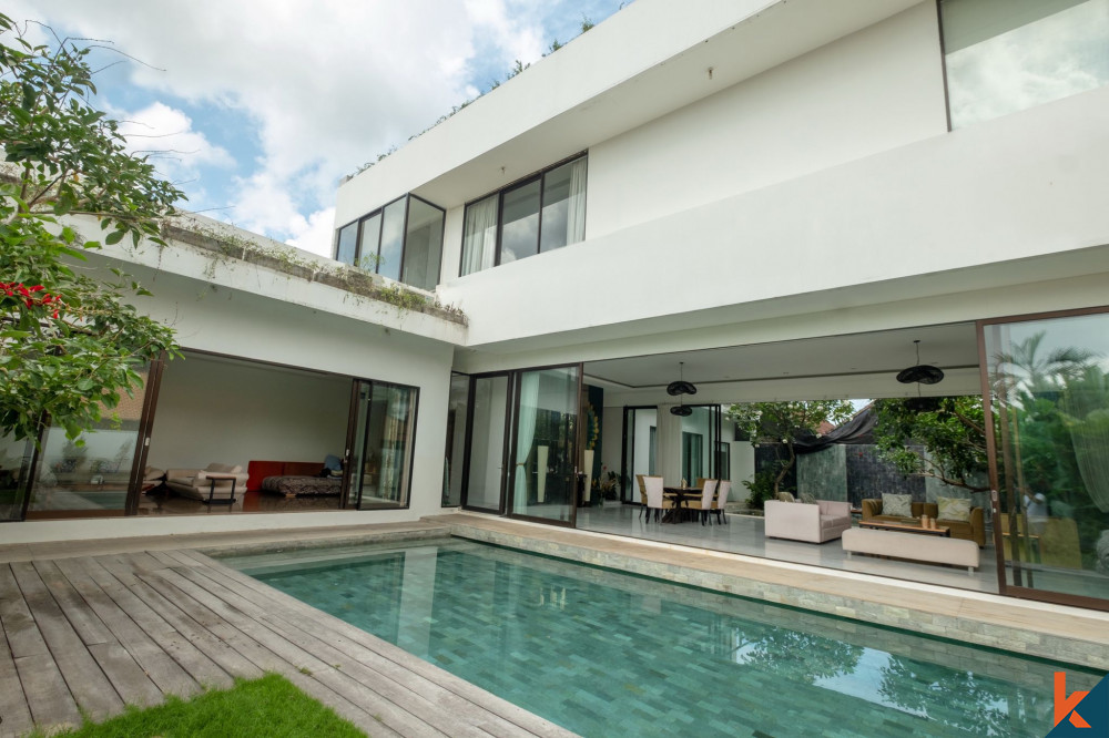 Spacious and Stylish 4 Bedroom Villa in Kerobokan for Sale