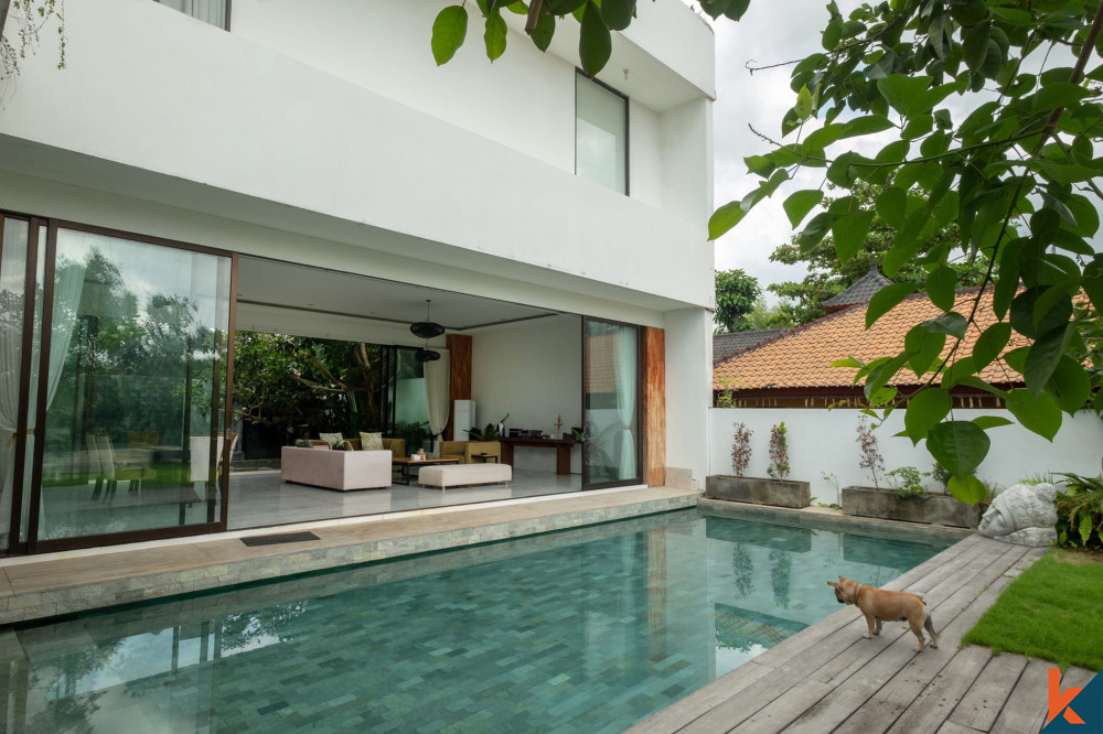 Spacious and Stylish 4 Bedroom Villa in Kerobokan for Sale