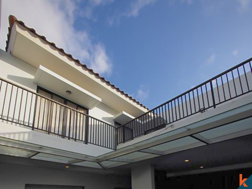 Disewakan Villa 3 Kamar Tidur Nyaman di Seminyak