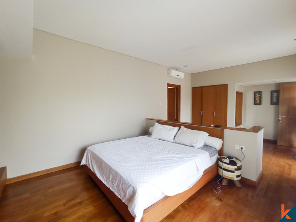Comfortable Three Bedrooms Villa for Lease in Seminyak