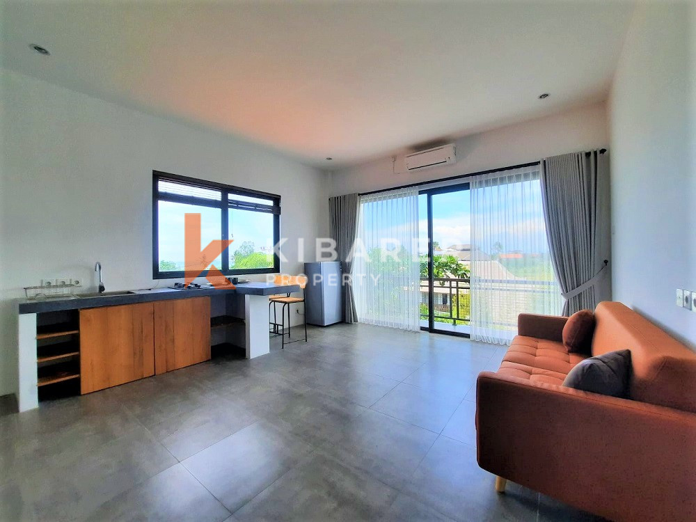 Ocean and Sunset View One Bedrooms Apartment in Pererenan