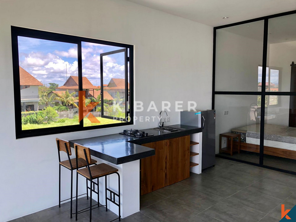 Ocean and Sunset View One Bedrooms Apartment in Pererenan