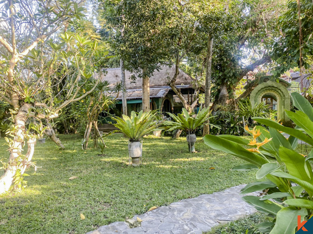 Immeuble de rapport, sous la valeur marchande et proche de la plage de Seminyak