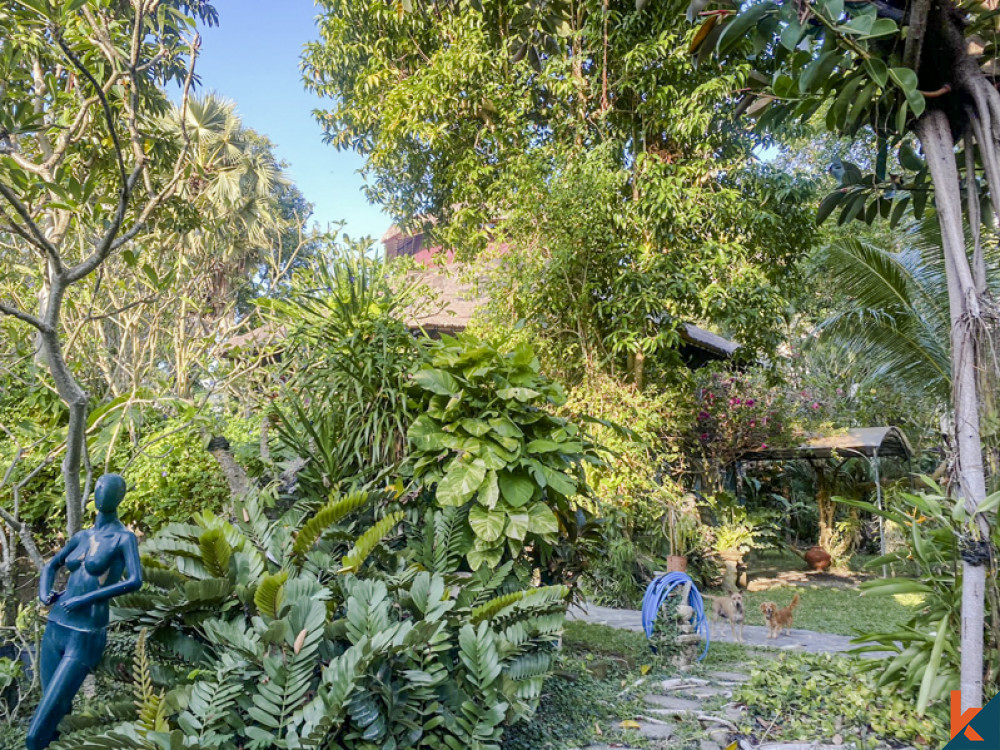 Immeuble de rapport, sous la valeur marchande et proche de la plage de Seminyak