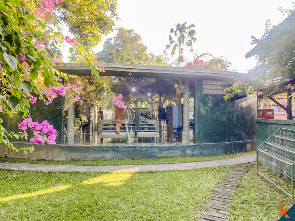 Immeuble de rapport, sous la valeur marchande et proche de la plage de Seminyak