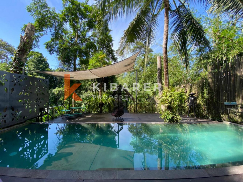 Wonderful Three Bedroom Riverside Villa Situated in Nyanyi