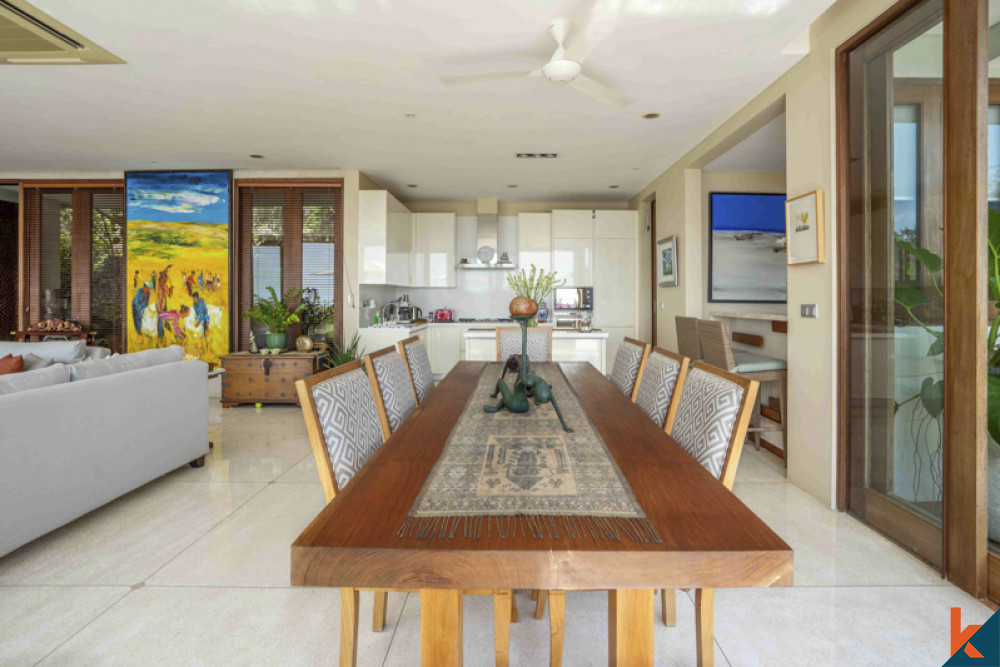 Elegant and Beautifully Villa with Amazing View for Sale in Pecatu