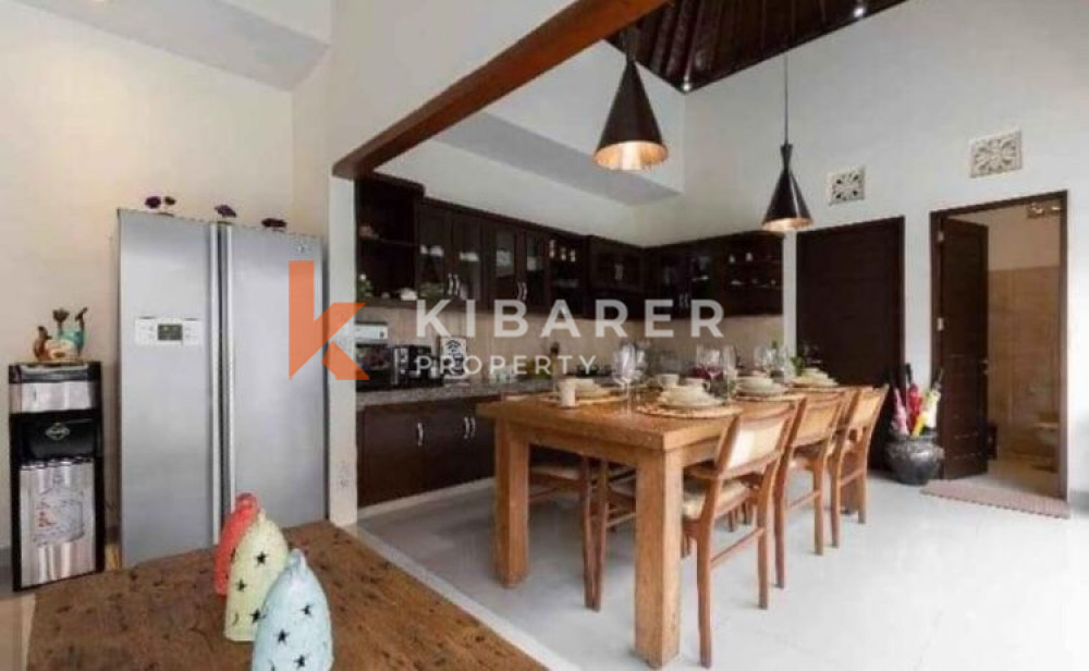 Charmante villa de trois chambres dans le quartier calme de Canggu (LOCATION MINIMUM 3 ANS) DISPONIBLE LE 17 MAI