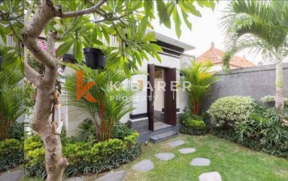 Charmante villa de trois chambres dans le quartier calme de Canggu (LOCATION MINIMUM 3 ANS) DISPONIBLE LE 17 MAI