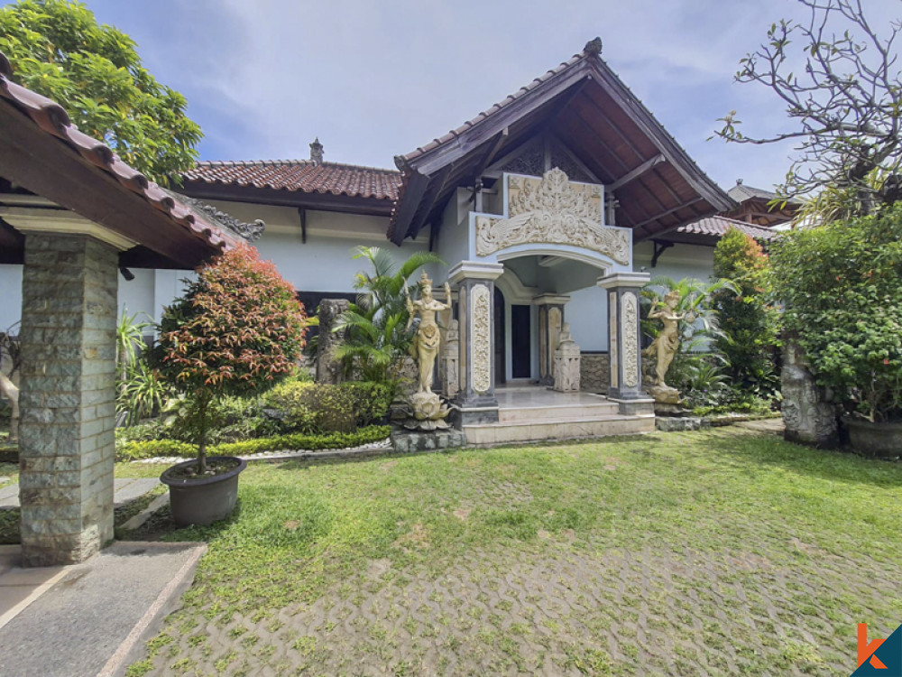 Beautiful Traditional Villa with Options To Purchase in Jimbaran