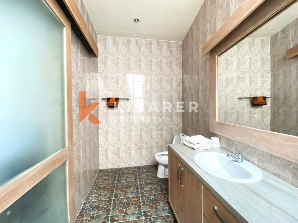 Cozy Three Bedroom Open Living Villa Near Sindhu Beach Sanur