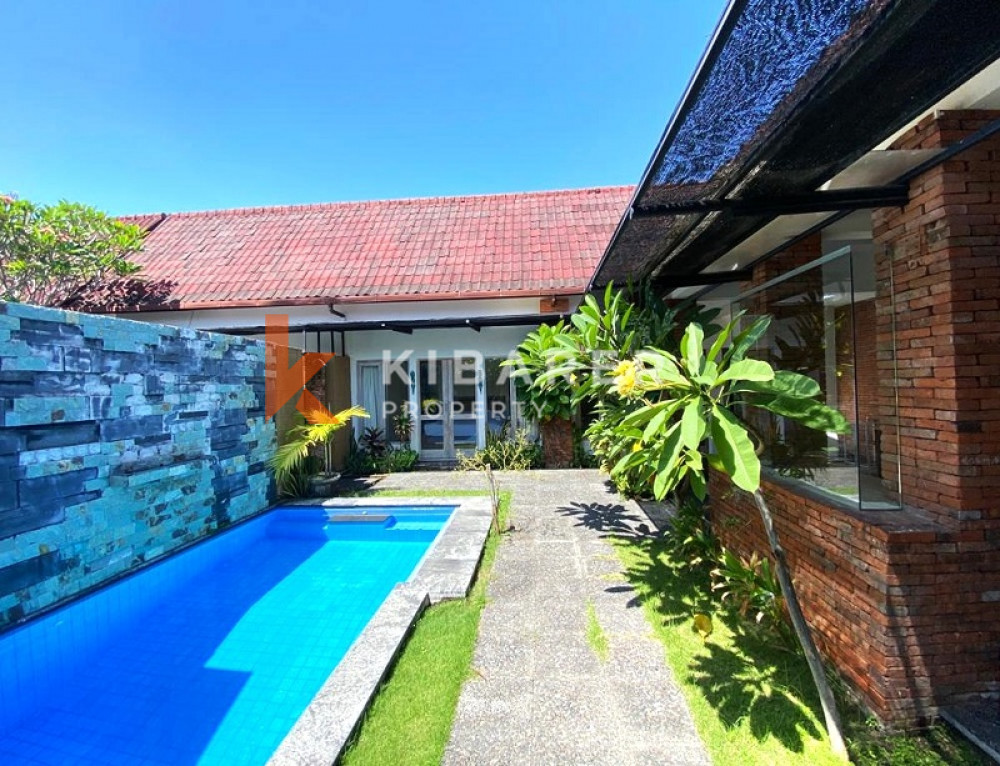 Cozy Three Bedroom Open Living Villa Near Sindhu Beach Sanur