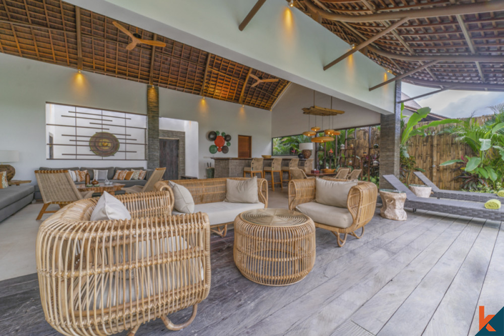 Luxury Two Bedrooms Villa With Rice Field View and Five Star Amenities