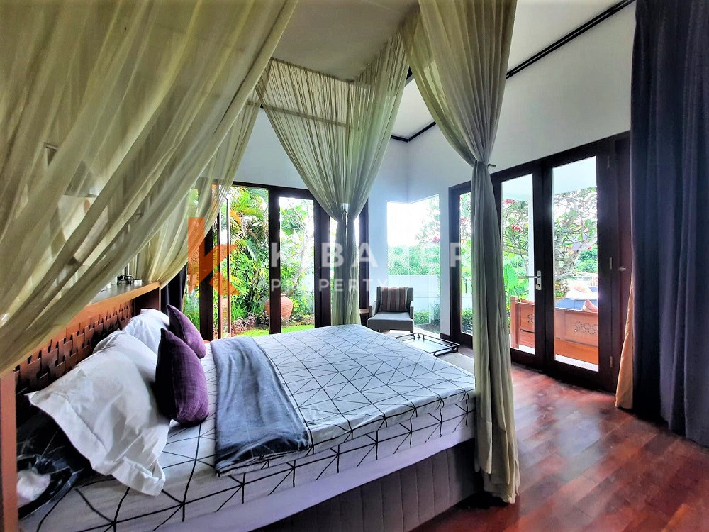 Amazing Four Bedrooms Open Living Villa Situated In Canggu Padonan(available 25th november)