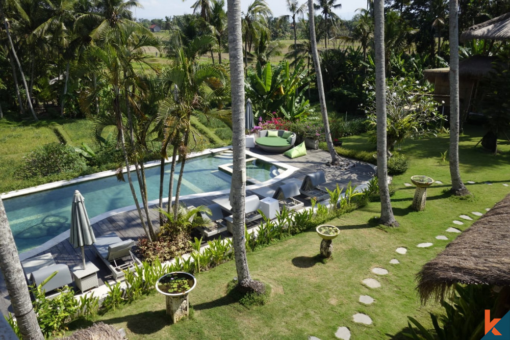 Amazing Villa Resort with 10 Bedroom in Tanah Lot for Sale