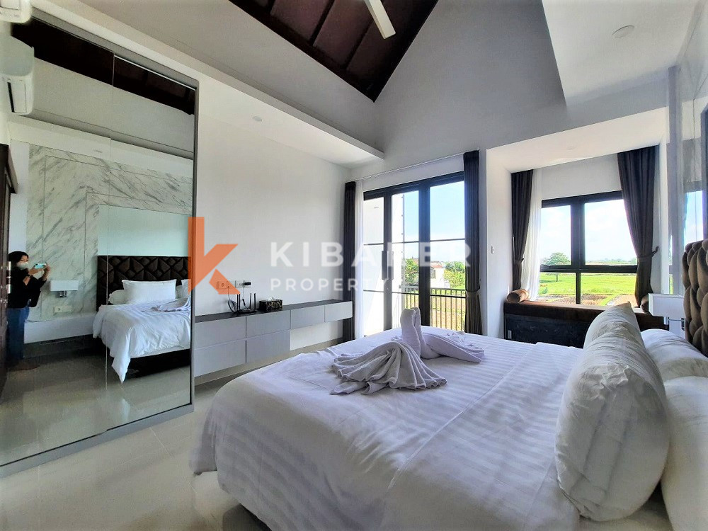 Amazing Two Bedrooms Closed Living Apartment In Canggu