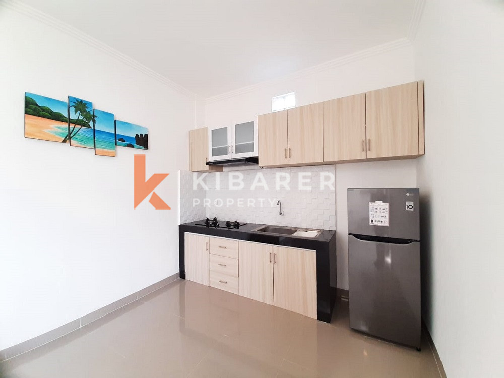 Vila Tiga Kamar Tidur yang Menakjubkan dengan Atap dan Hanya 400 m dari Pantai Cemagi