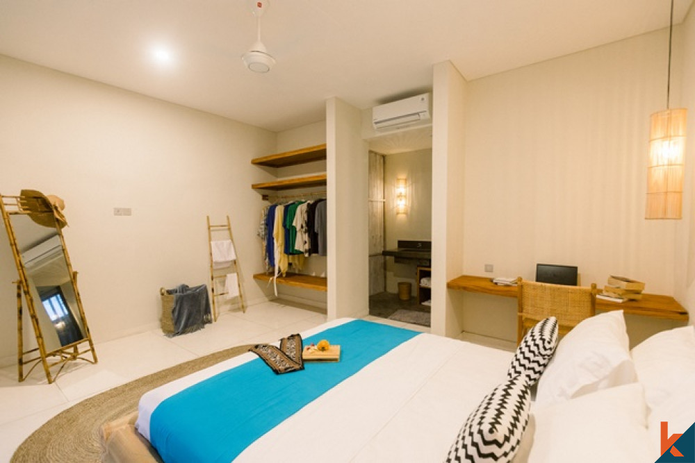 Magnifique 3 chambres à coucher à Kerobokan avec vue gratuite sur une rizière luxuriante à vendre