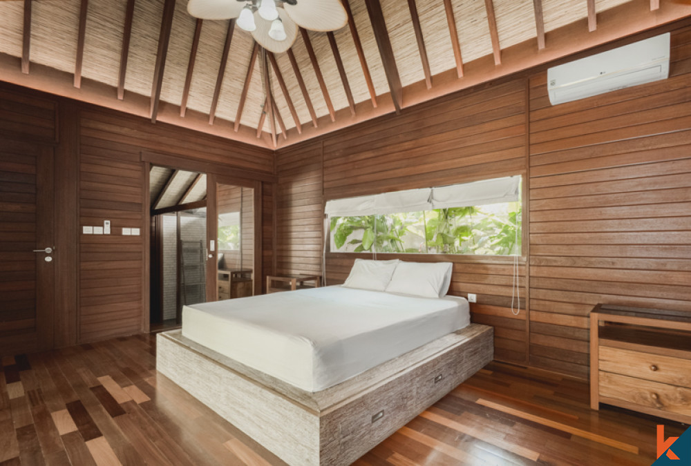 Villa en pleine propriété en bois de nouvelle technologie à vendre à Uluwatu