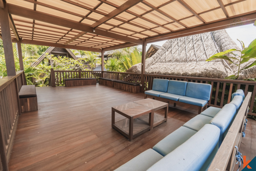 New Technology Wooden Freehold Villa for Sale in Uluwatu