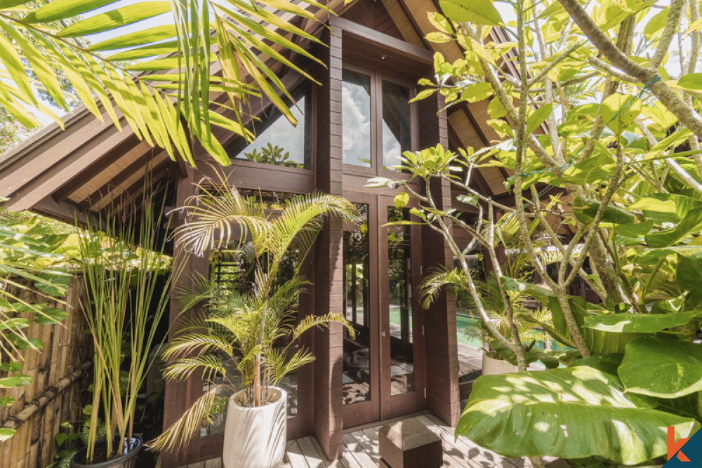 Villa en pleine propriété en bois de nouvelle technologie à vendre à Uluwatu