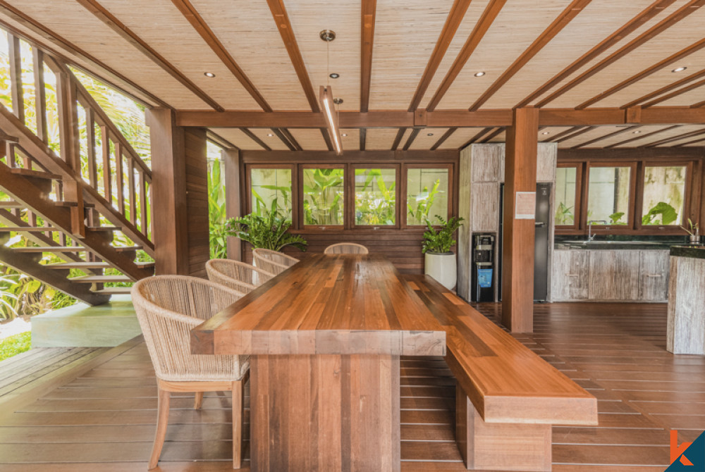 Villa en pleine propriété en bois de nouvelle technologie à vendre à Uluwatu