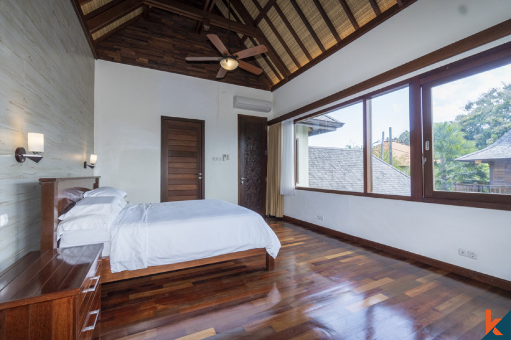 Stylish Four Bedrooms Freehold Villa for Sale in Pecatu