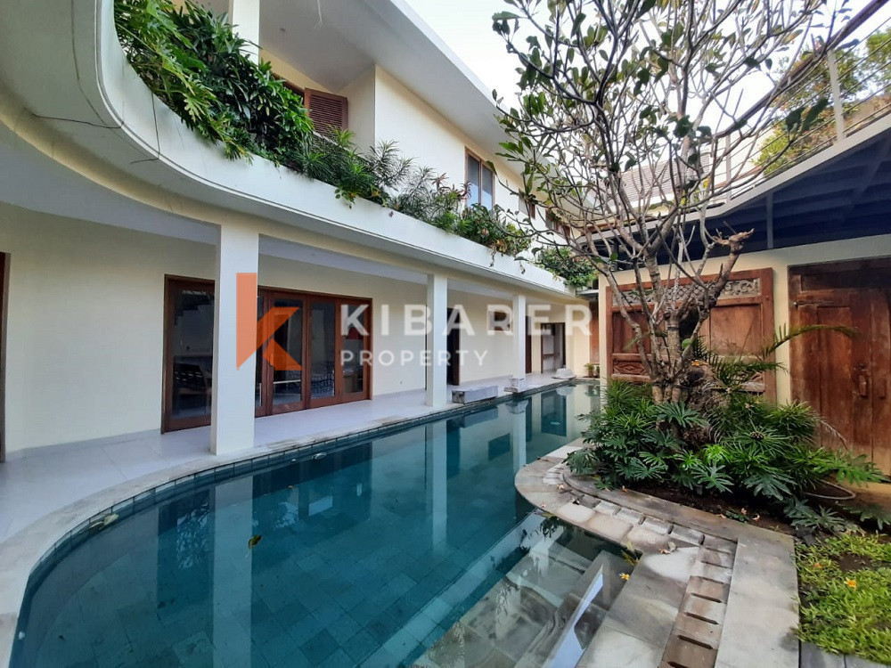 Stunning Four Bedroom Villa close to the Sanur Beach