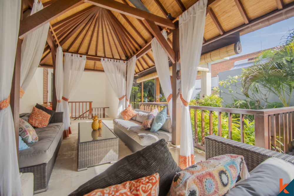 Élégante villa de deux chambres à vendre au coeur de Seminyak