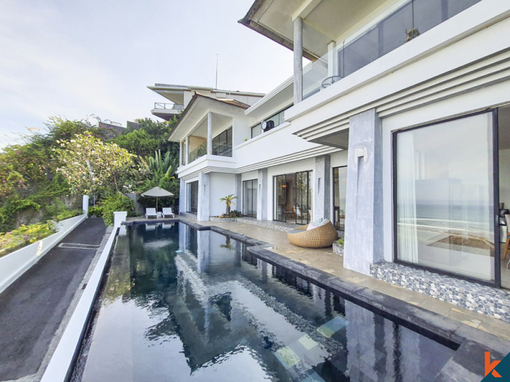 Gorgeous Ocean View Clifftop Villa With Private Beach for Lease in Nusa Dua