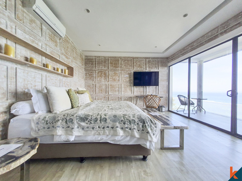 Gorgeous Ocean View Clifftop Villa With Private Beach for Lease in Nusa Dua