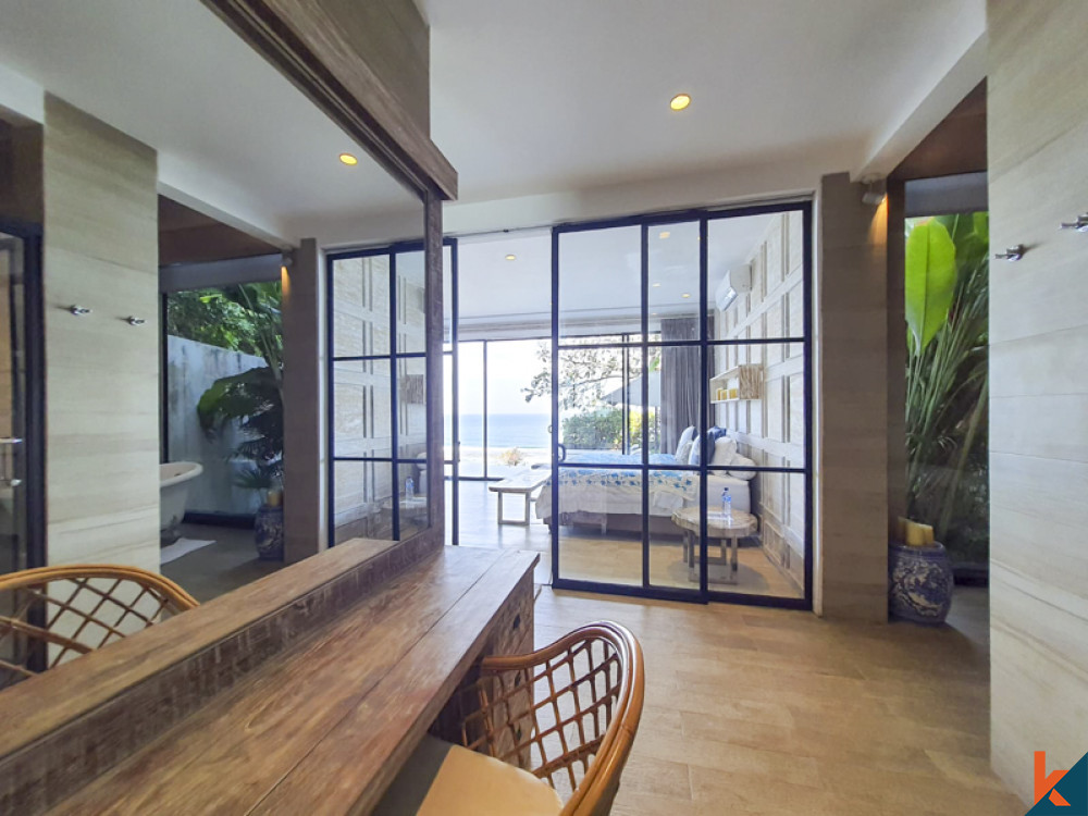 Gorgeous Ocean View Clifftop Villa With Private Beach for Lease in Nusa Dua