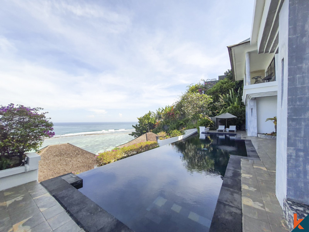Gorgeous Ocean View Clifftop Villa With Private Beach for Lease in Nusa Dua